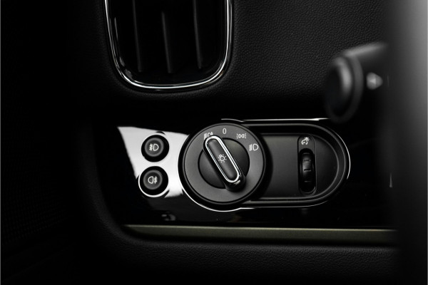 MINI Countryman 1.5 Cooper Chili Automaat Pano Navi 18"