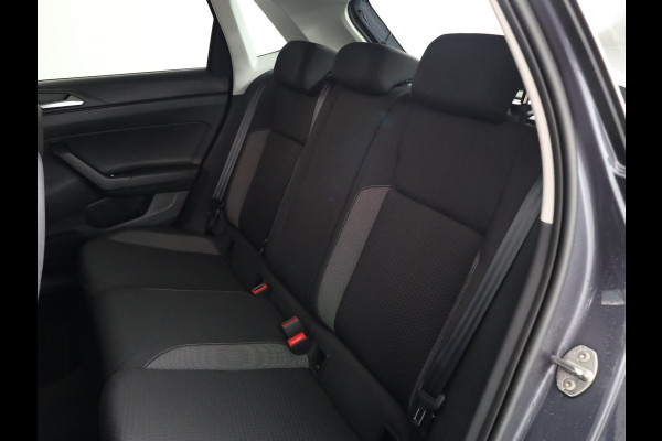 Volkswagen Polo 1.0 TSI Life Edition 95 pk Automaat (DSG) | Verlengde garantie | Navigatie via App | Parkeersensoren | Achteruitrijcamera | Adaptieve cruise control | Stoelverwarming |
