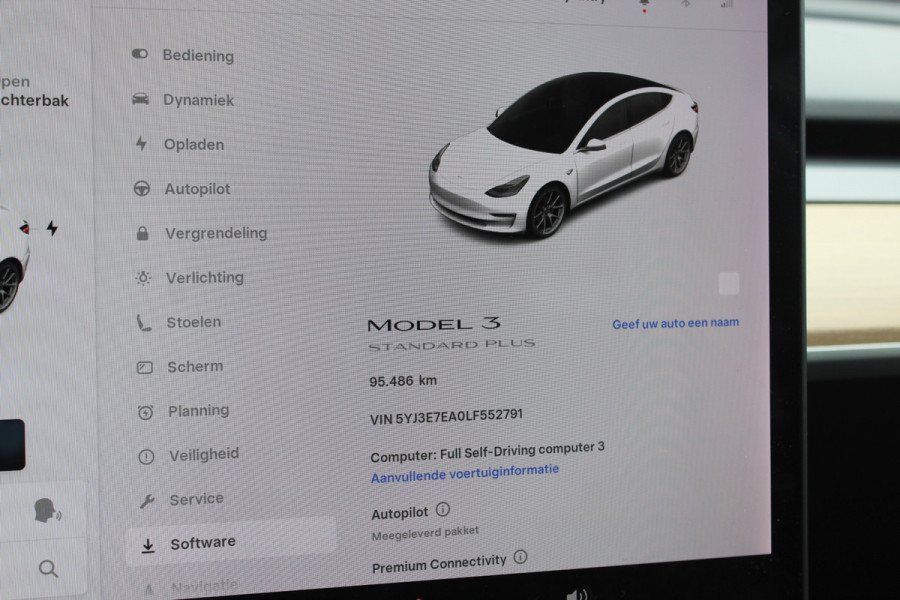 Tesla Model 3 Standard RWD Plus 60 kWh / SoH 90,6% / Autopilot / Panoramadak / Camera / Premium Audio / 18'' / Leder