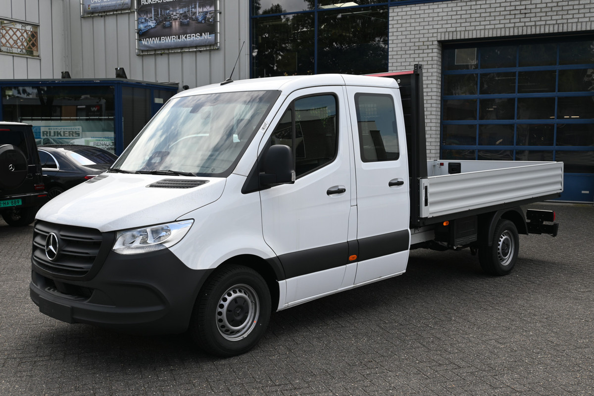 Mercedes-Benz Sprinter 317 CDI L3 RWD Pro DC 3500 kg Trekhaak, Smartphone integratiepakket Open laadbak 340x203x40 Mercedes-Benz Sprinter 317 CDI L3 RWD Pro DC 3500 kg Trekhaak, Smartphone integratiepakket Open laadbak 340x203x40