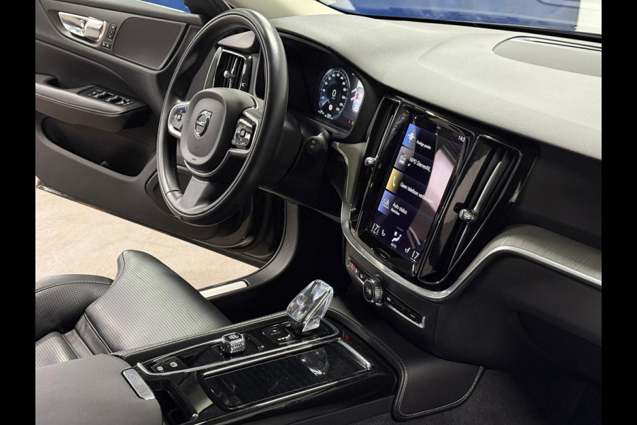 Volvo V60 2.0 T6 Plug-in AWD Inscription | Adapt. Cruise control | Long Range | Keyless | Stoelventilatie | 360 graden Camera | Memory