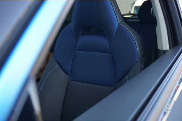 Lynk & Co 01 262PK PHEV 360CAMERA | ADAPTIVE | DODEHOEK | NAVI | STOELVERW.