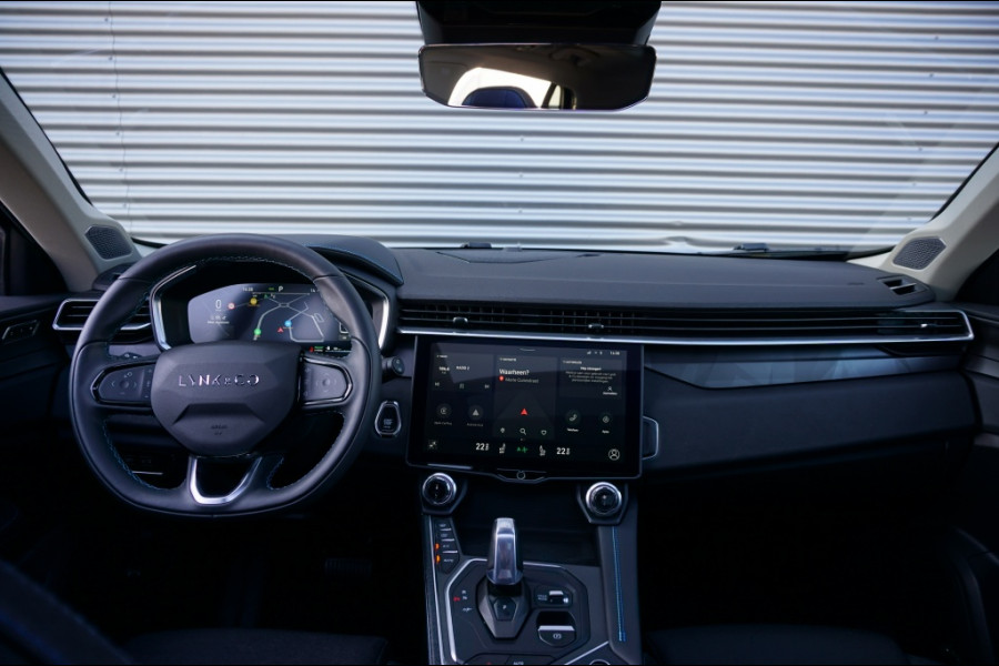 Lynk & Co 01 262PK PHEV 360CAMERA | ADAPTIVE | DODEHOEK | NAVI | STOELVERW.