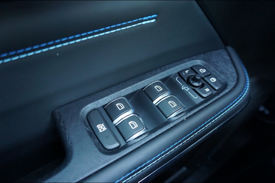 Lynk & Co 01 262PK PHEV 360CAMERA | ADAPTIVE | DODEHOEK | NAVI | STOELVERW.