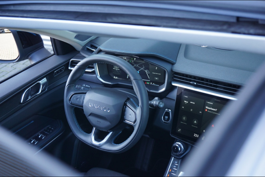 Lynk & Co 01 262PK PHEV 360CAMERA | ADAPTIVE | DODEHOEK | NAVI | STOELVERW.