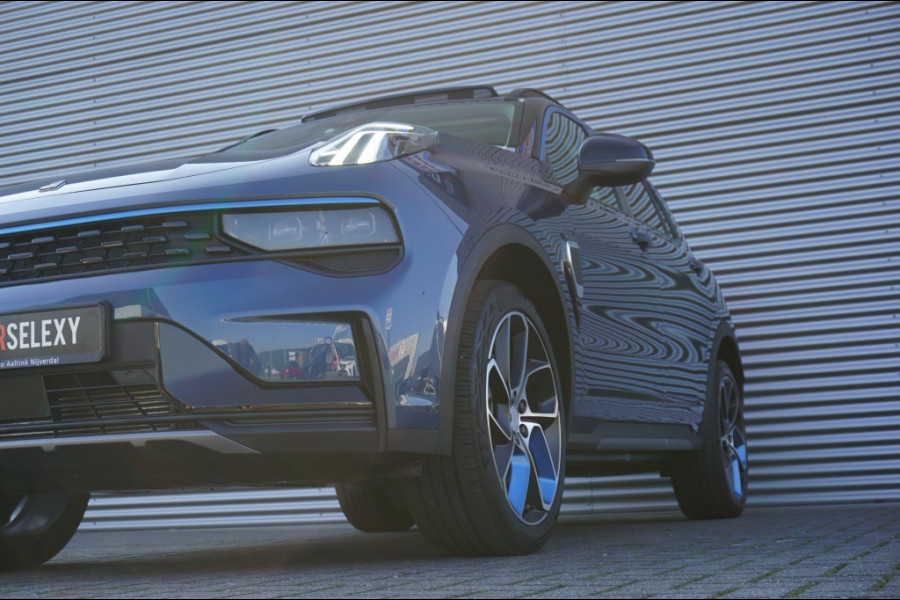 Lynk & Co 01 262PK PHEV 360CAMERA | ADAPTIVE | DODEHOEK | NAVI | STOELVERW.