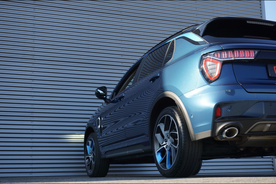 Lynk & Co 01 262PK PHEV 360CAMERA | ADAPTIVE | DODEHOEK | NAVI | STOELVERW.