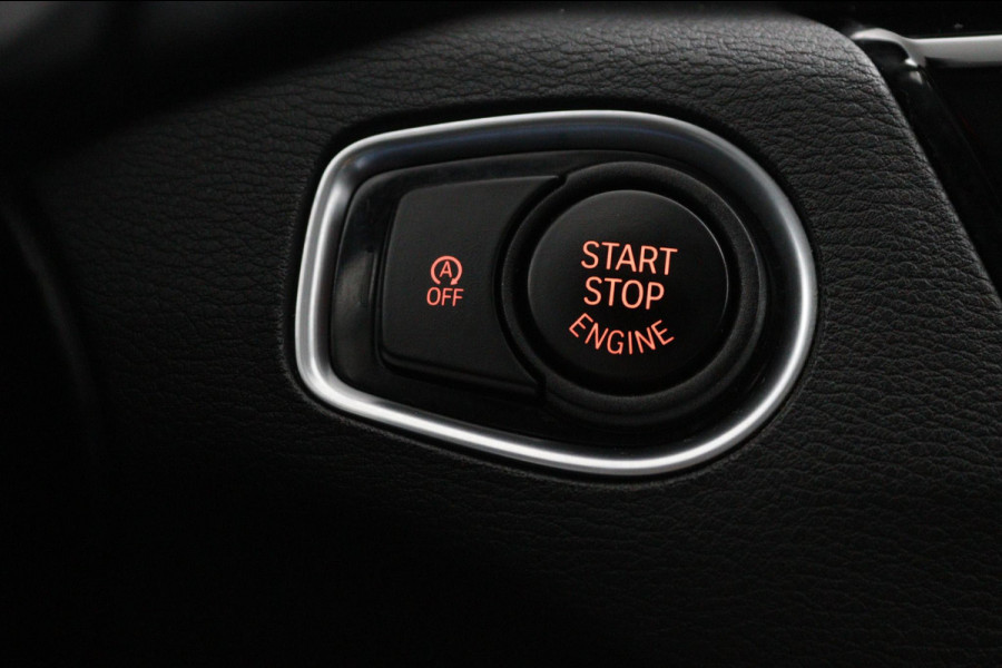 BMW X1 sDrive18i Cent.Exe*FULL-LED*NAVI*SPORTSTOEL*ECC*