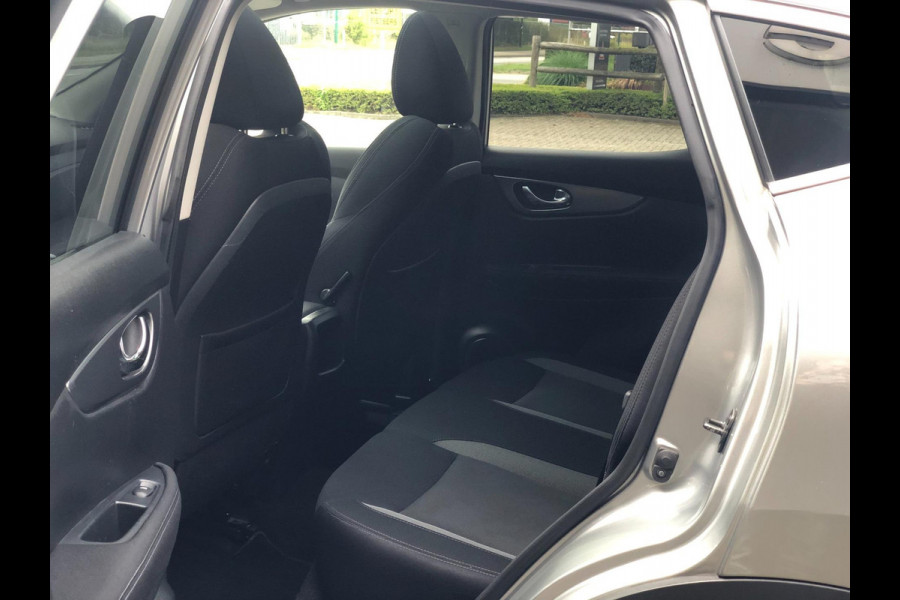 Nissan QASHQAI 1.2 N-Connecta | Pano, Navi, 360 Camera, Cruise, Trekhaak, Climate | Goed onderhouden, NAP |