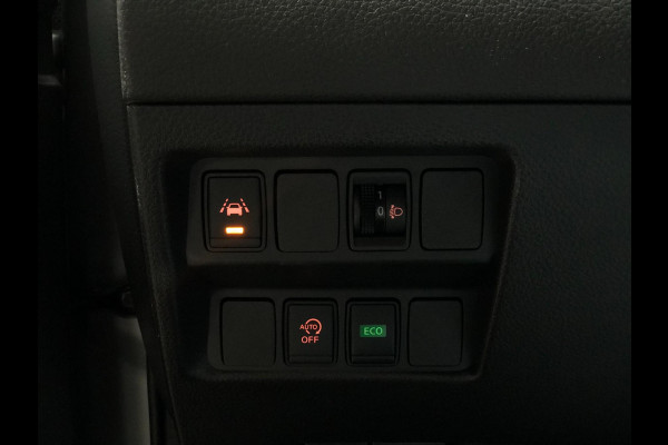 Nissan QASHQAI 1.2 N-Connecta | Pano, Navi, 360 Camera, Cruise, Trekhaak, Climate | Goed onderhouden, NAP |
