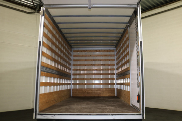 Renault Master 2.3 dCi 145pk Bakwagen met Laadklep