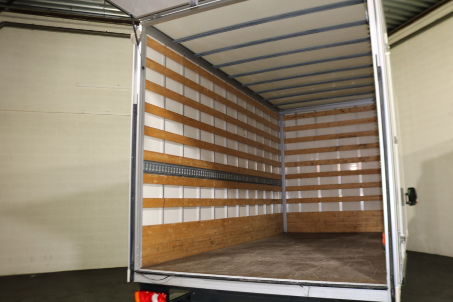 Renault Master 2.3 dCi 145pk Bakwagen met Laadklep
