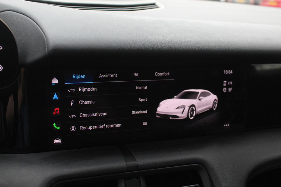 Porsche Taycan Performance 84 kWh / SoH 94,4% / Panoramadak / 360Camera / Luchtvering / 20'' / Dodehoek / Stuurverwarming / Getint glas / Stoelverwarming / Warmtepomp