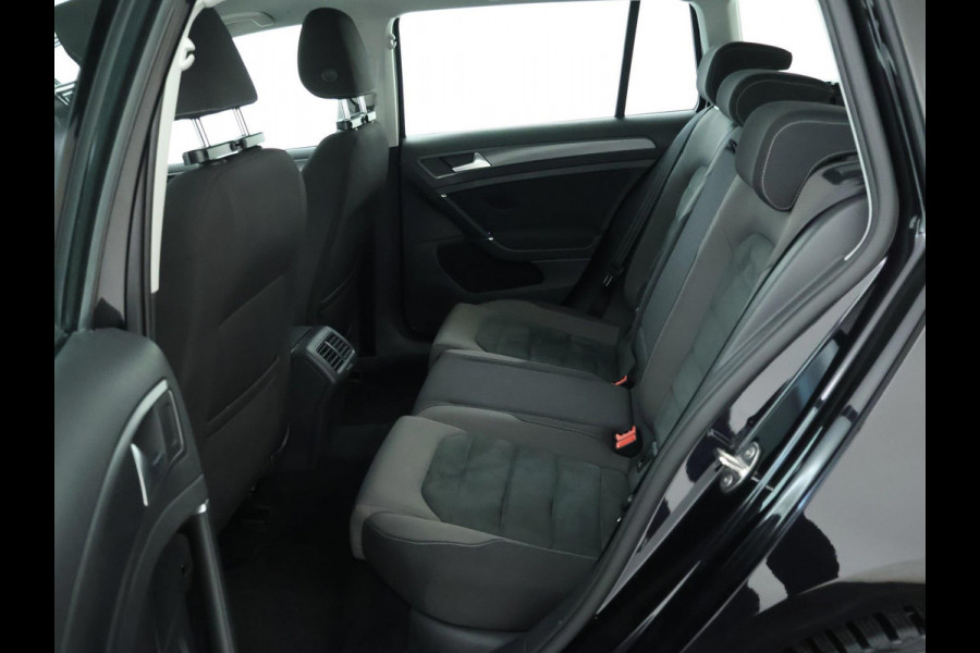 Volkswagen GOLF Variant 1.0 TSI Comfortline Business NAVI | CarPlay | dealer onderhouden