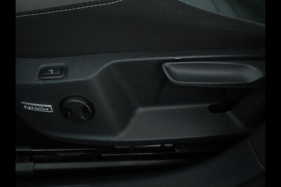 Volkswagen GOLF Variant 1.0 TSI Comfortline Business NAVI | CarPlay | dealer onderhouden