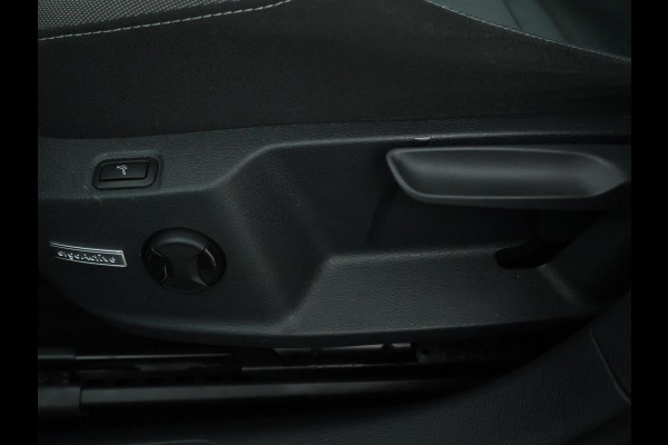 Volkswagen GOLF Variant 1.0 TSI Comfortline Business NAVI | CarPlay | dealer onderhouden