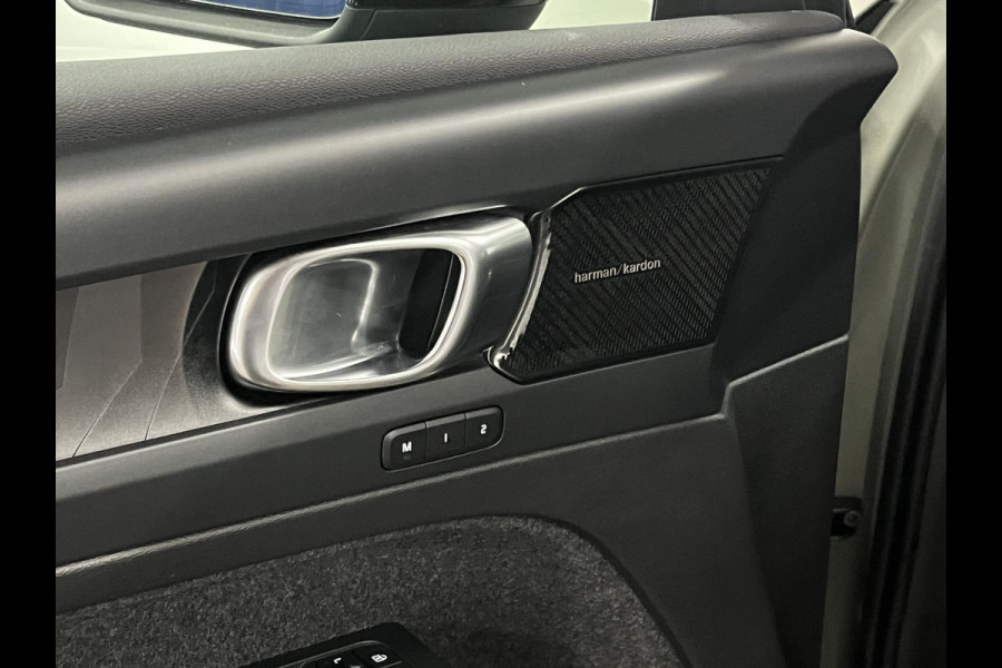 Volvo XC40 1.5 T5 Plug-in hybrid Plus Dark | Adapt. Cruise control | Stoel-/Stuurwielverwarming | Harman/Kardon | Leder