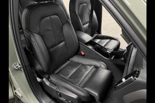 Volvo XC40 1.5 T5 Plug-in hybrid Plus Dark | Adapt. Cruise control | Stoel-/Stuurwielverwarming | Harman/Kardon | Leder