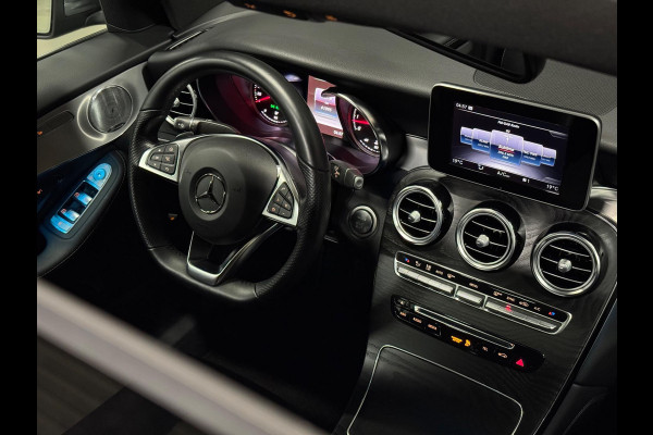 Mercedes-Benz GLC Coupé 250 4MATIC AMG Line, Schuifdak, Burmester, Stuur en Lane Assist, Ambiënte Light, Dealer Onderhouden