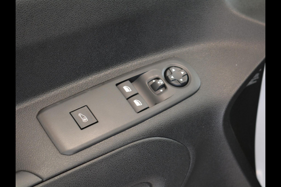 Peugeot e-Partner 136 L1 50 kWh 0% rente | 8 Jaar Garantie | Pakket Comfort Connect | Stoelen pakket