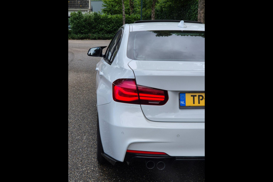 BMW 3-serie 320i Edition M Sport Shadow Executive