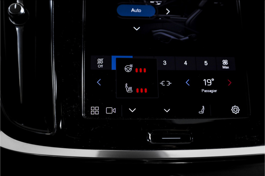 Volvo V60 2.0 T6 Plug-in hybrid AWD Ultra Dark 253 PK - Automaat | S/K-Panodak | Dig. Cockpit | Adapt. Cruise | Stoel-+Stuurverw. | PDC | 360 Camera | NAV + App. Connect | ECC | Elek. Klep | LM 19" | 9589
