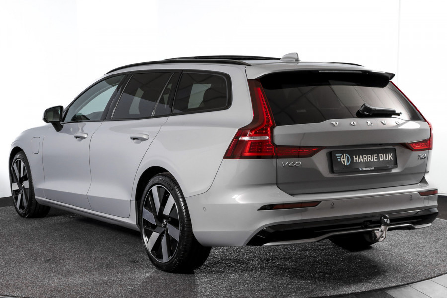 Volvo V60 2.0 T6 Plug-in hybrid AWD Ultra Dark 253 PK - Automaat | S/K-Panodak | Dig. Cockpit | Adapt. Cruise | Stoel-+Stuurverw. | PDC | 360 Camera | NAV + App. Connect | ECC | Elek. Klep | LM 19" | 9589