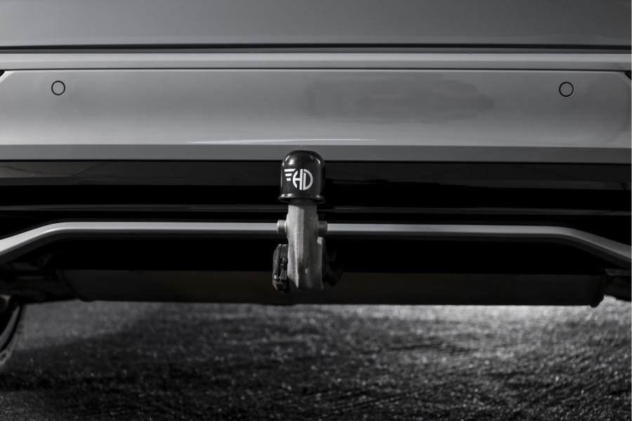 Volvo V60 2.0 T6 Plug-in hybrid AWD Ultra Dark 253 PK - Automaat | S/K-Panodak | Dig. Cockpit | Adapt. Cruise | Stoel-+Stuurverw. | PDC | 360 Camera | NAV + App. Connect | ECC | Elek. Klep | LM 19" | 9589