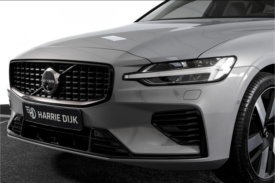 Volvo V60 2.0 T6 Plug-in hybrid AWD Ultra Dark 253 PK - Automaat | S/K-Panodak | Dig. Cockpit | Adapt. Cruise | Stoel-+Stuurverw. | PDC | 360 Camera | NAV + App. Connect | ECC | Elek. Klep | LM 19" | 9589