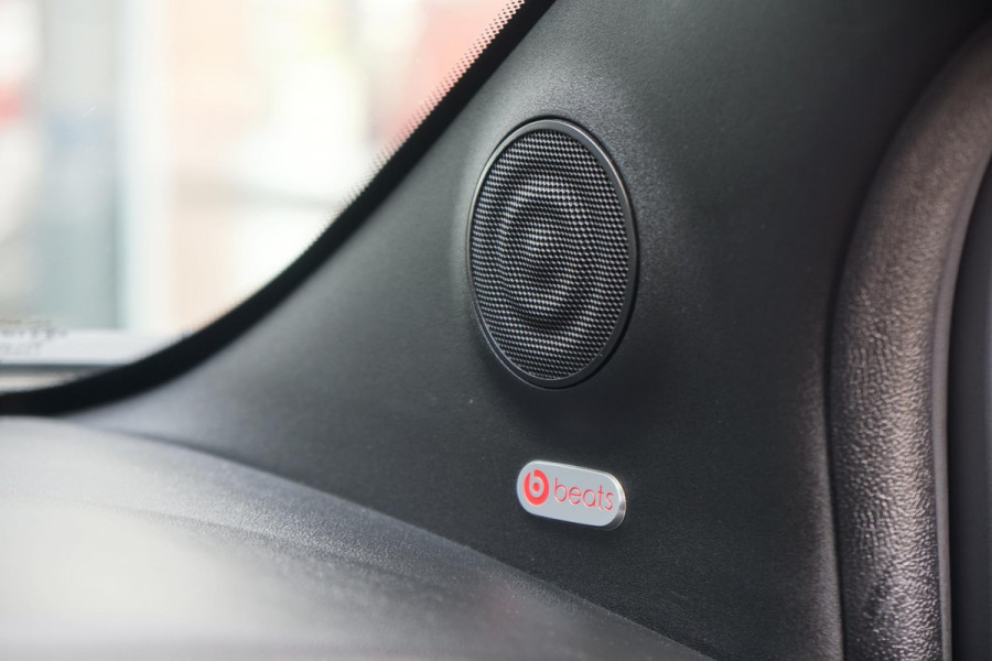 Fiat 695C 1.4 T-Jet Abarth Rivale 220PK + AKRAPOVIC / FORGE / BEATS / RIVA HOUTAFWERKING