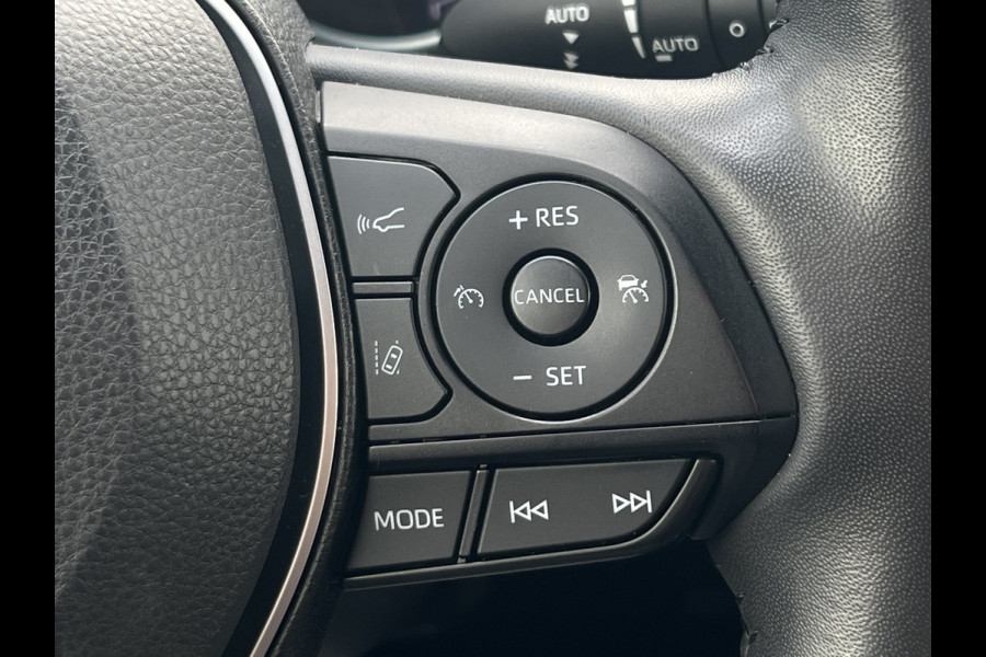 Toyota RAV4 2.5 Hybrid AWD Executive Bi-Tone | Trekhaak | JBL Audio | Camera | Dodehoek
