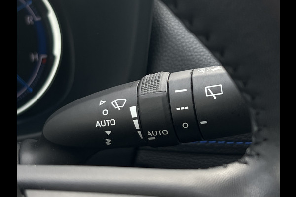 Toyota RAV4 2.5 Hybrid AWD Executive Bi-Tone | Trekhaak | JBL Audio | Camera | Dodehoek