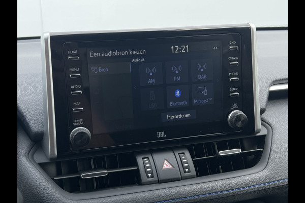Toyota RAV4 2.5 Hybrid AWD Executive Bi-Tone | Trekhaak | JBL Audio | Camera | Dodehoek