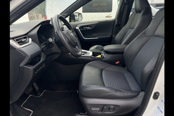 Toyota RAV4 2.5 Hybrid AWD Executive Bi-Tone | Trekhaak | JBL Audio | Camera | Dodehoek