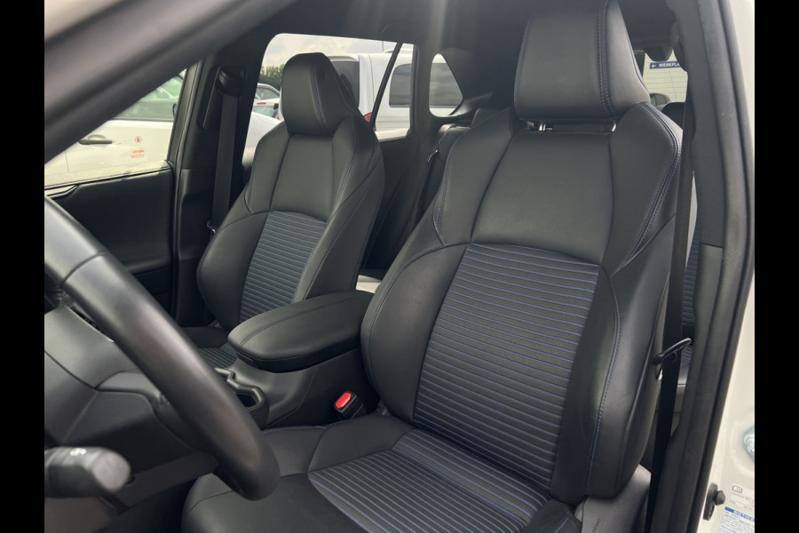 Toyota RAV4 2.5 Hybrid AWD Executive Bi-Tone | Trekhaak | JBL Audio | Camera | Dodehoek