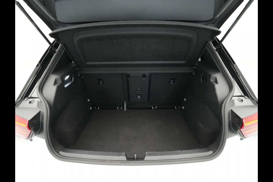 Volkswagen ID.3 Pure Oranje Edition 52 kWh Navigatie Pdc Clima Acc 281