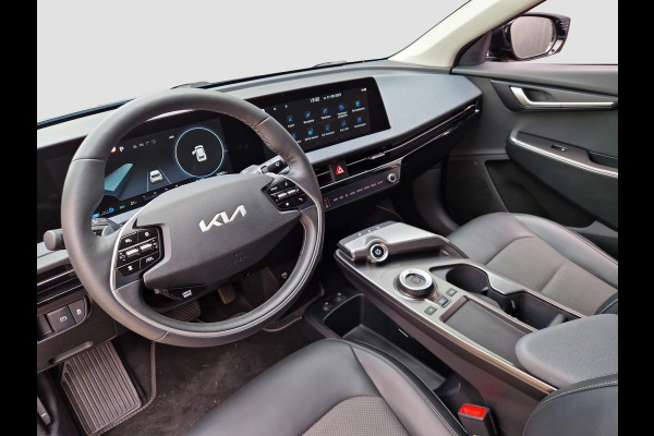 Kia Ev6 Air 58 kWh | Prijs incl. vooraftrek 2000.- inruilpremie | Stoelverwarming | Camera | Navigatie | 19” Velgen | H-Leder | Clima | PDC | Cruise | LED |