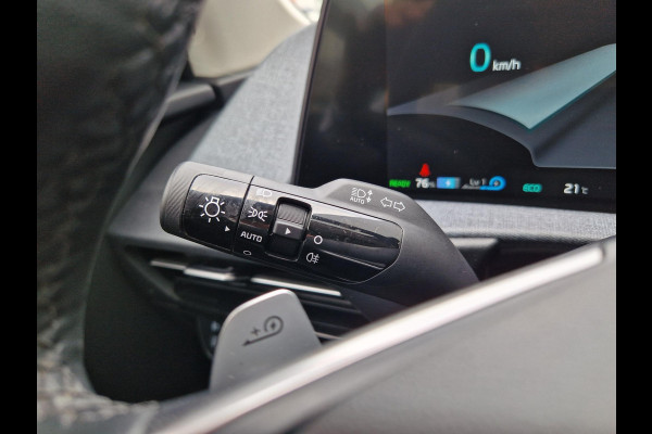 Kia Ev6 Air 58 kWh | Prijs incl. vooraftrek 2000.- inruilpremie | Stoelverwarming | Camera | Navigatie | 19” Velgen | H-Leder | Clima | PDC | Cruise | LED |