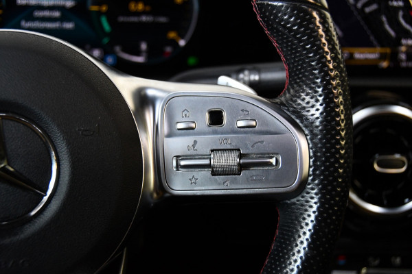 Mercedes-Benz A-Klasse 250 AMG Line sfeer, pano