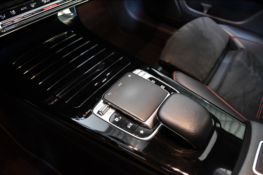 Mercedes-Benz A-Klasse 250 AMG Line sfeer, pano