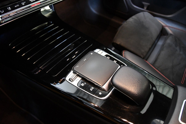 Mercedes-Benz A-Klasse 250 AMG Line sfeer, pano