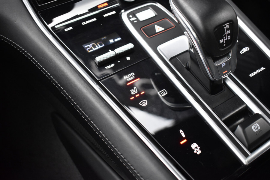 Porsche Panamera Sport Turismo 2.9 4 E-Hybrid 462pk SportDesign | Panoramadak | ACC | PDLS+ | 360 Camera | Bose | Stoelverwarming 4-zone | Stuurverwarming |