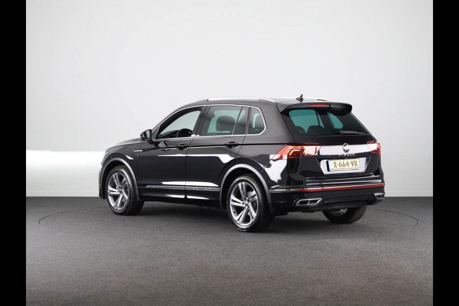 Volkswagen Tiguan 1.5 TSI R-Line Business 150 pk Automaat (DSG) | Verlengde garantie | Navigatie | Panoramadak | Elektr. trekhaak | Parkeersensoren (Park assist) | Achteruitrijcamera | Stoelverwarming |