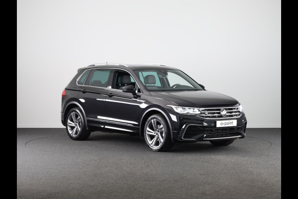 Volkswagen Tiguan 1.5 TSI R-Line Business 150 pk Automaat (DSG) | Verlengde garantie | Navigatie | Panoramadak | Elektr. trekhaak | Parkeersensoren (Park assist) | Achteruitrijcamera | Stoelverwarming |
