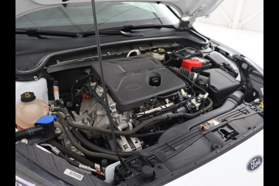 Ford Focus 1.5 EcoBoost Active Business | Trekhaak | Automaat | Rijstrook Ass. |
