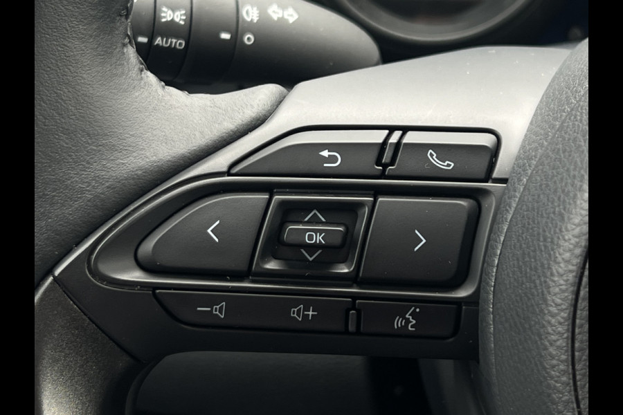 Toyota Yaris Cross 1.5 Hybrid Active Plus | LED | Camera | ACC | Clima