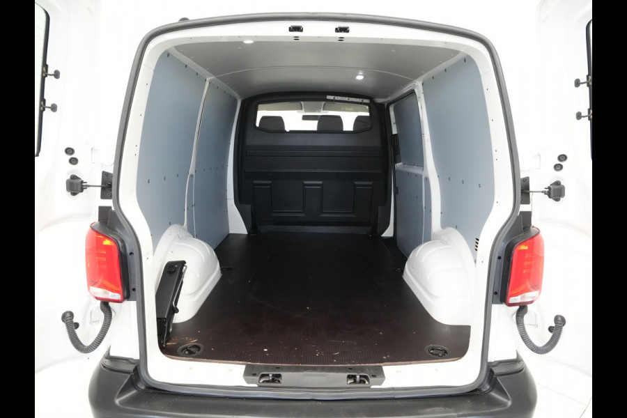 Volkswagen Transporter 2.0 TDI L1H1 26 Economy Business Navi via App Pdc Airco Cruise