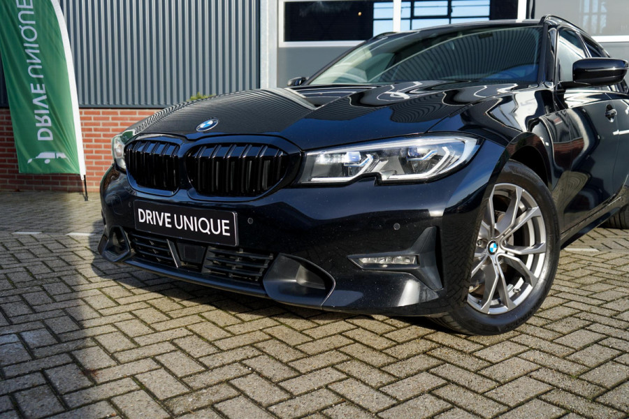 BMW 3 Serie Touring 320d High Executive