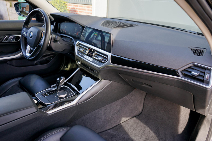 BMW 3 Serie Touring 320d High Executive