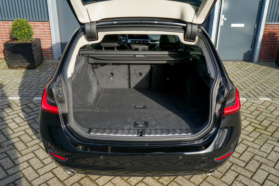 BMW 3 Serie Touring 320d High Executive